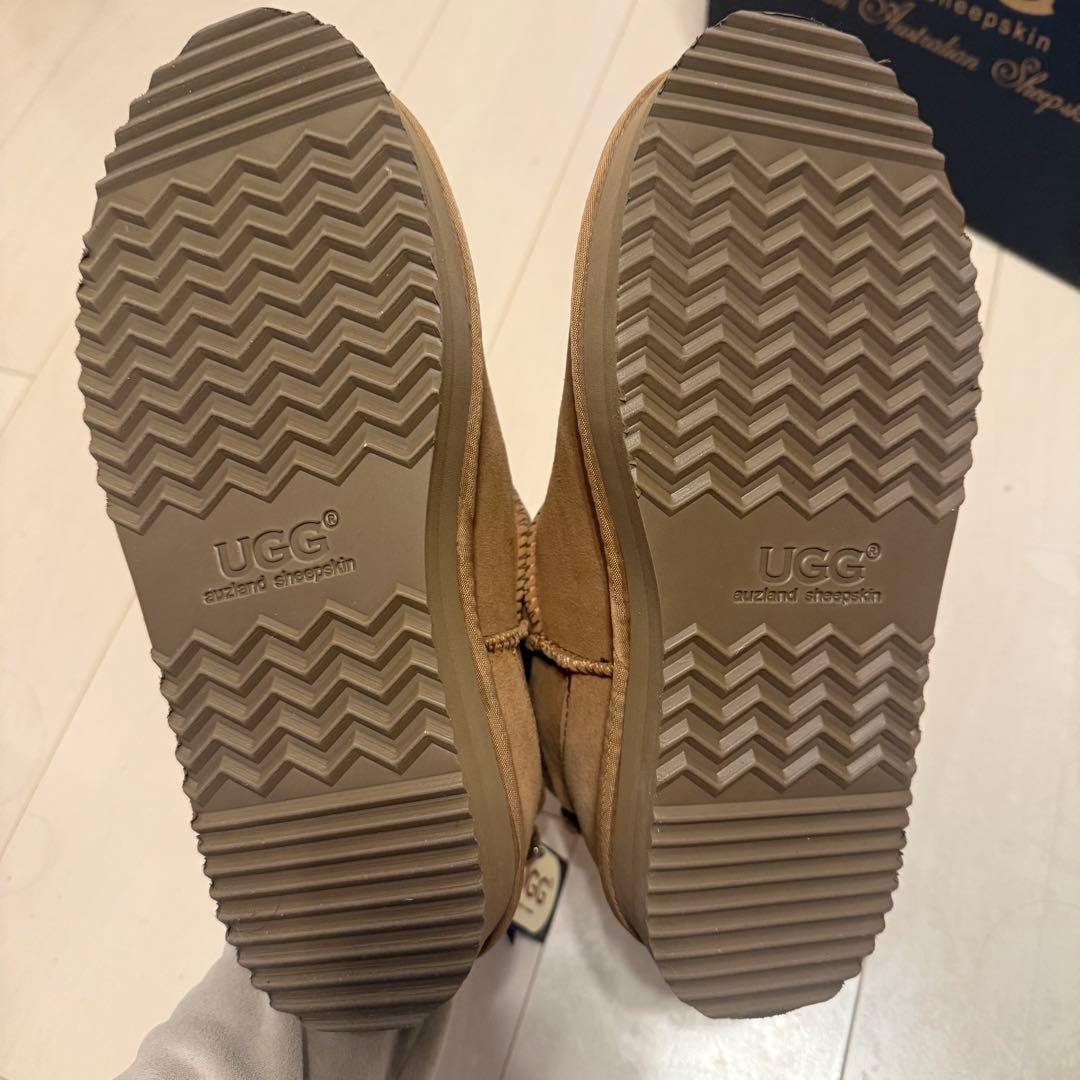 新品未使用 UGG ウルトラミニ プラットフォーム チェスナット EU40 箱付