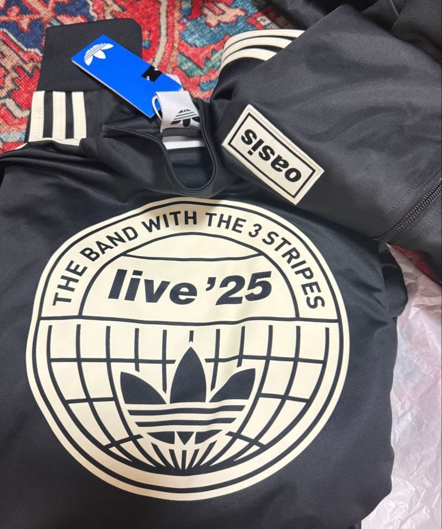 adidas oasis ブラックジャージ 新品　Size XS