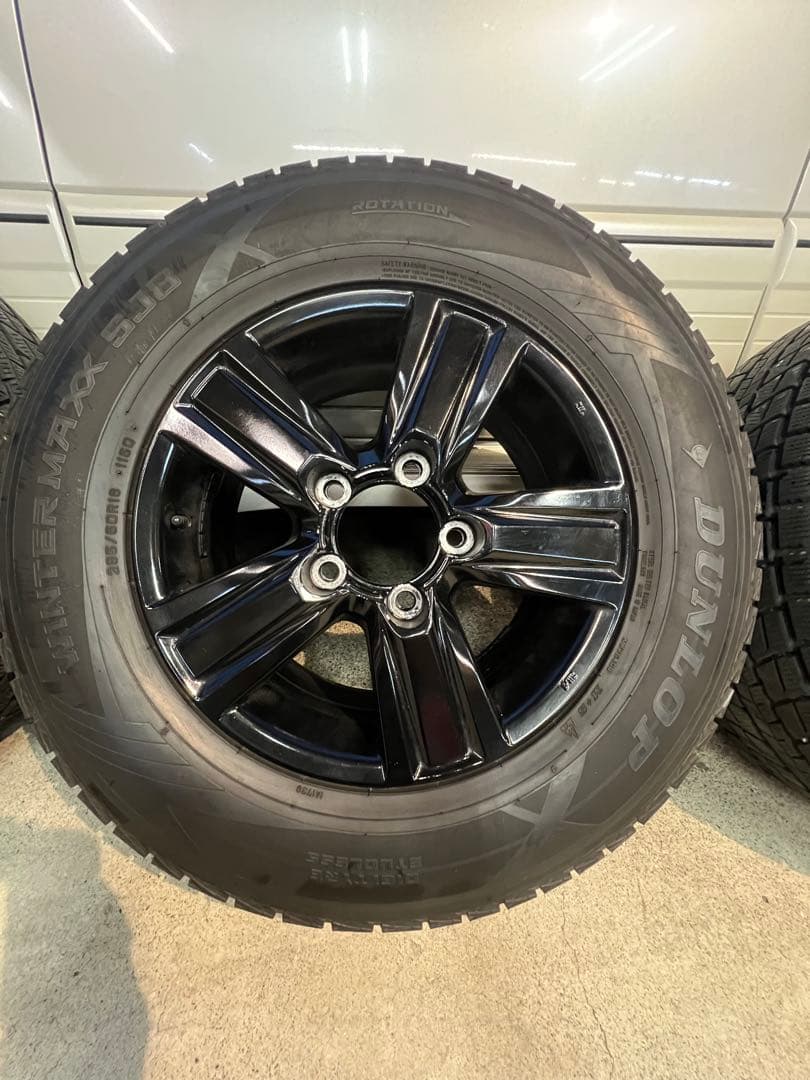 ランドクルーザー200 純正ホイール　スタッドレス18インチ ランクル100