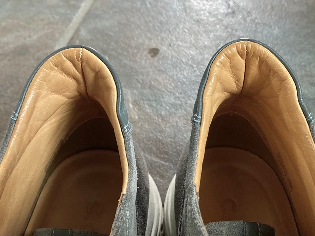 C.QP スエードスニーカー 41 グレー ミッドカット ポルトガル製