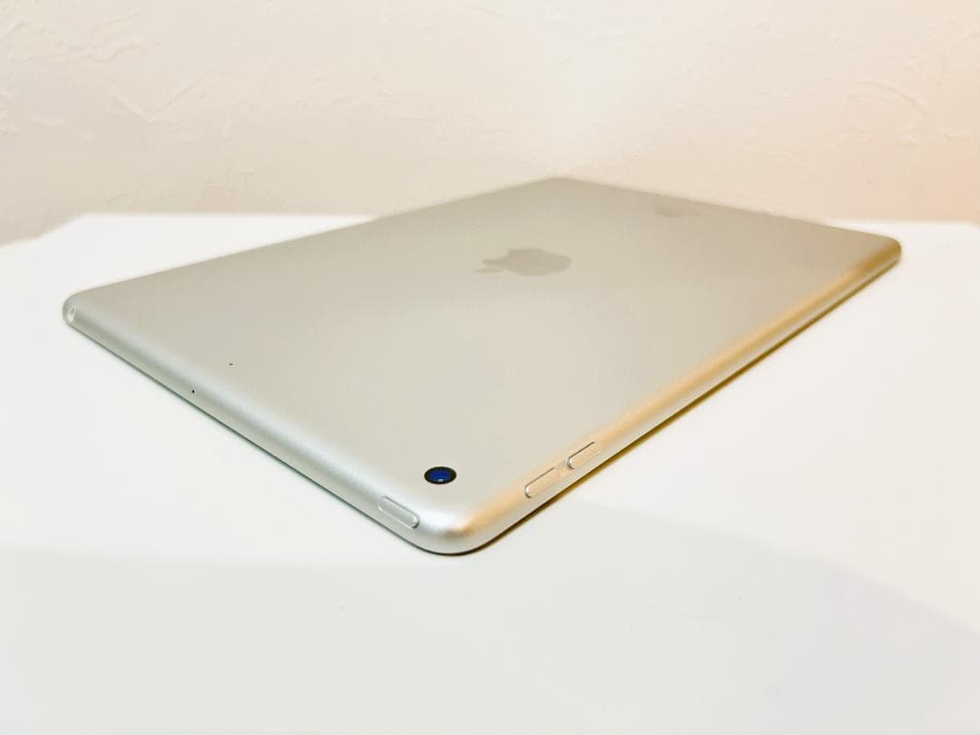 iPad 第9世代 Wi-Fi 64GB バッテリー100% 美品