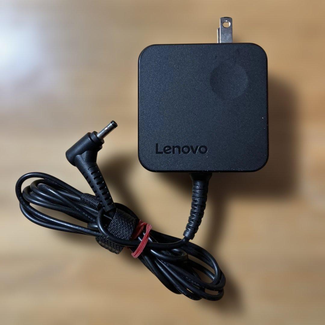 美品　NEC LAVIE NS300/K 第7世代i3