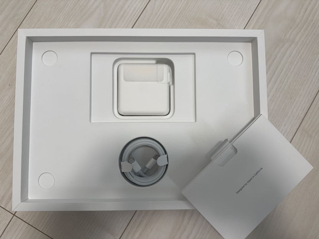 【値下げ】MacBook Pro 13インチ 2020 32GB i7 32GB