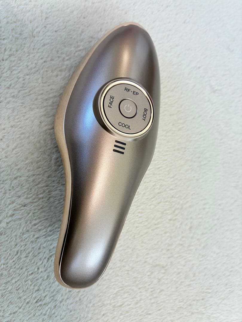 週末限定お値下げ中　ME ラボンエクラ美顔器