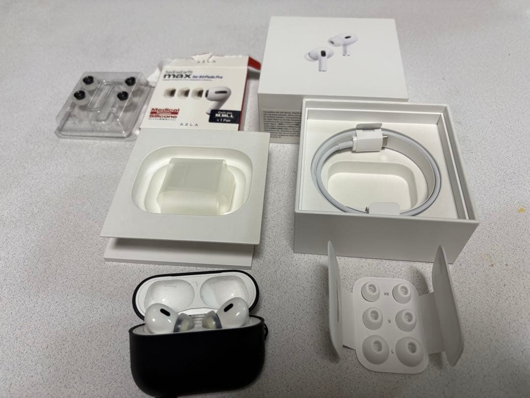 AirPods Pro 2本体 + シリコンイヤーチップ