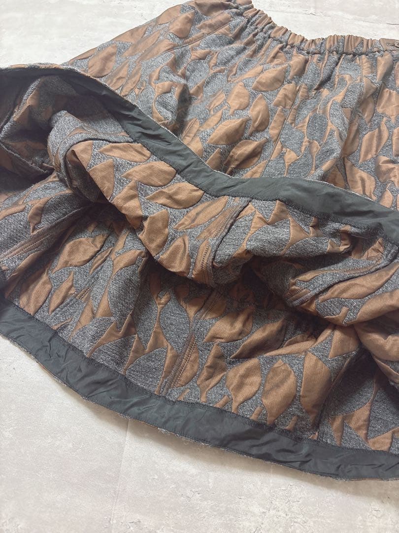 美品【le-fluy】3D形状記憶 バルーン　スカート　リーフ　パッチワーク