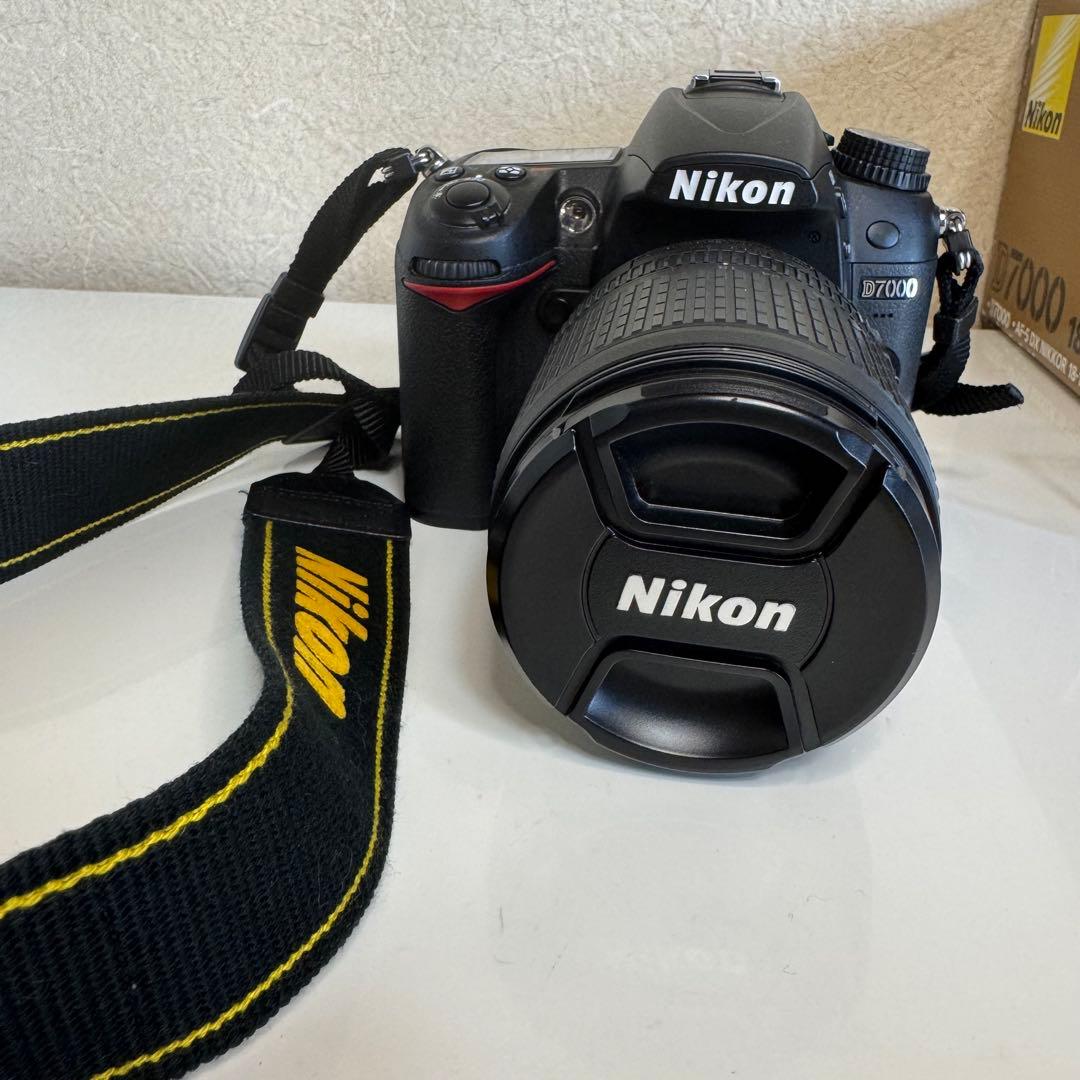 3点セット • NIKON ニコン D7000 レンズキット デジタル一眼カメラ