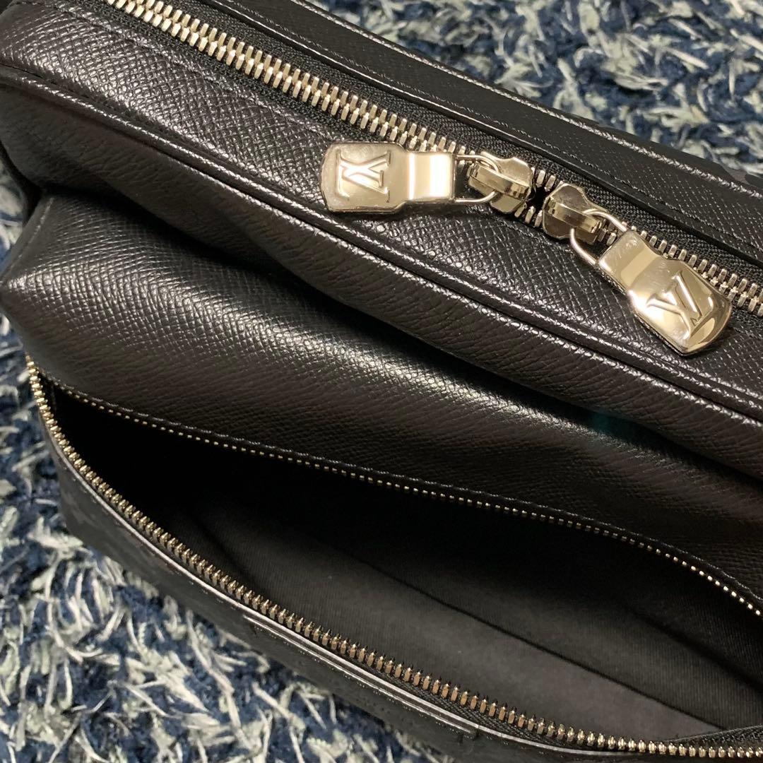 ⭐︎K⭐︎ ルイヴィトン アウトドア・メッセンジャーPM