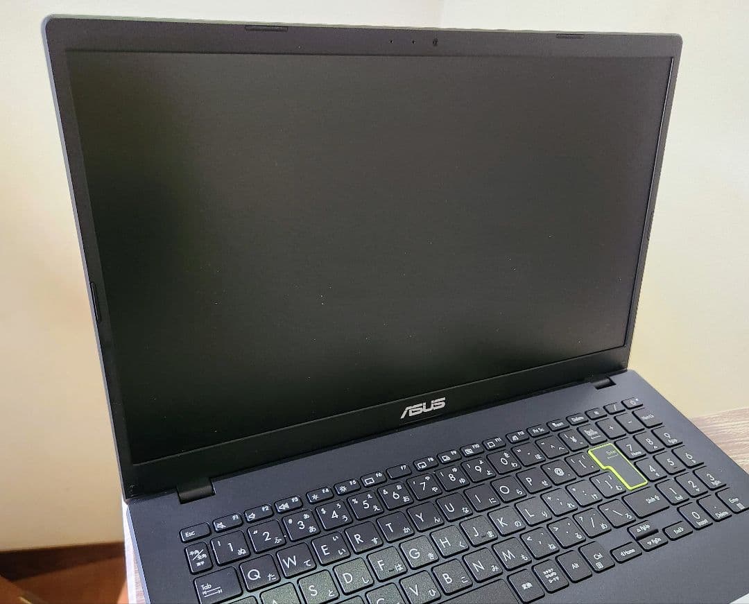 ASUS E510MA　15.6型 Full HD　Windows 11