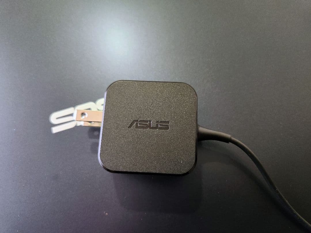 ASUS E510MA　15.6型 Full HD　Windows 11