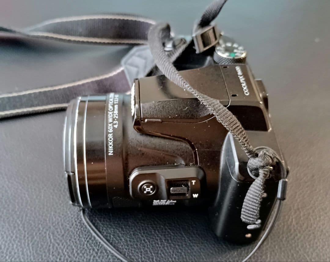 モココ様用　Nikon COOLPIX B600 デジタルカメラ