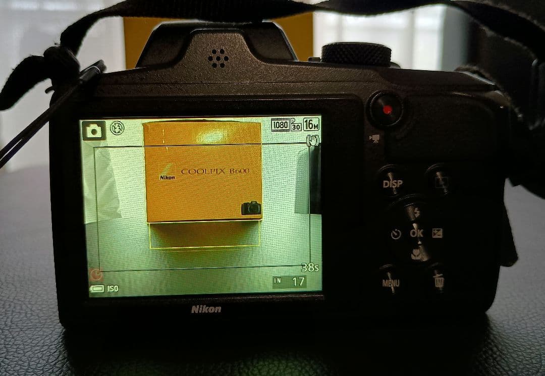 モココ様用　Nikon COOLPIX B600 デジタルカメラ