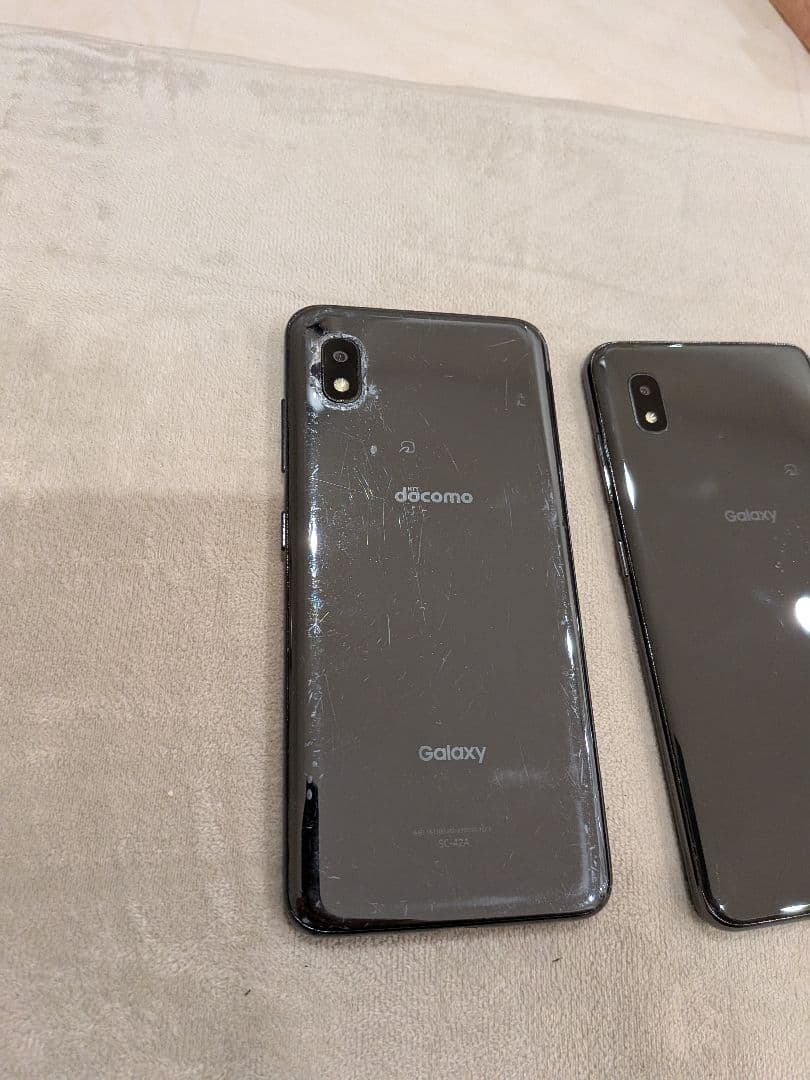 k*u様 docomo Galaxy A20 2台＋A21 1台　ブラック