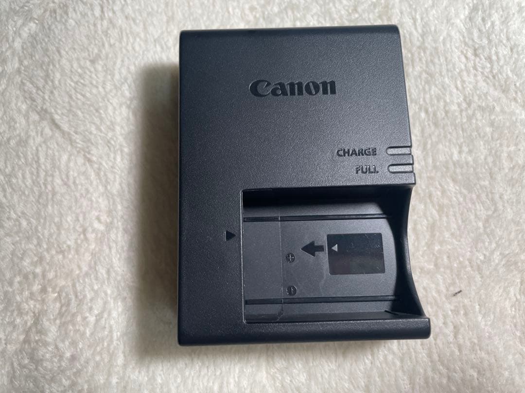 Canon EOS Kiss X10 レンズセット 単焦点レンズ カメラバッグ