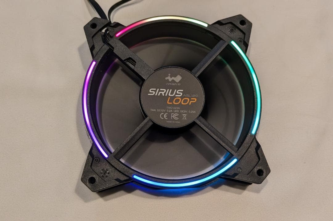 inwin SIRIUS LOOP ASL120 mm ARGBファン 自作PC