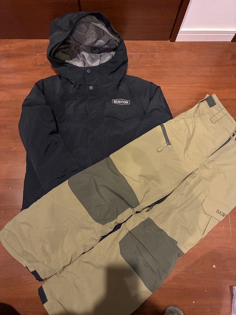バートン　キッズスノーウェア上下　Mサイズ　140
