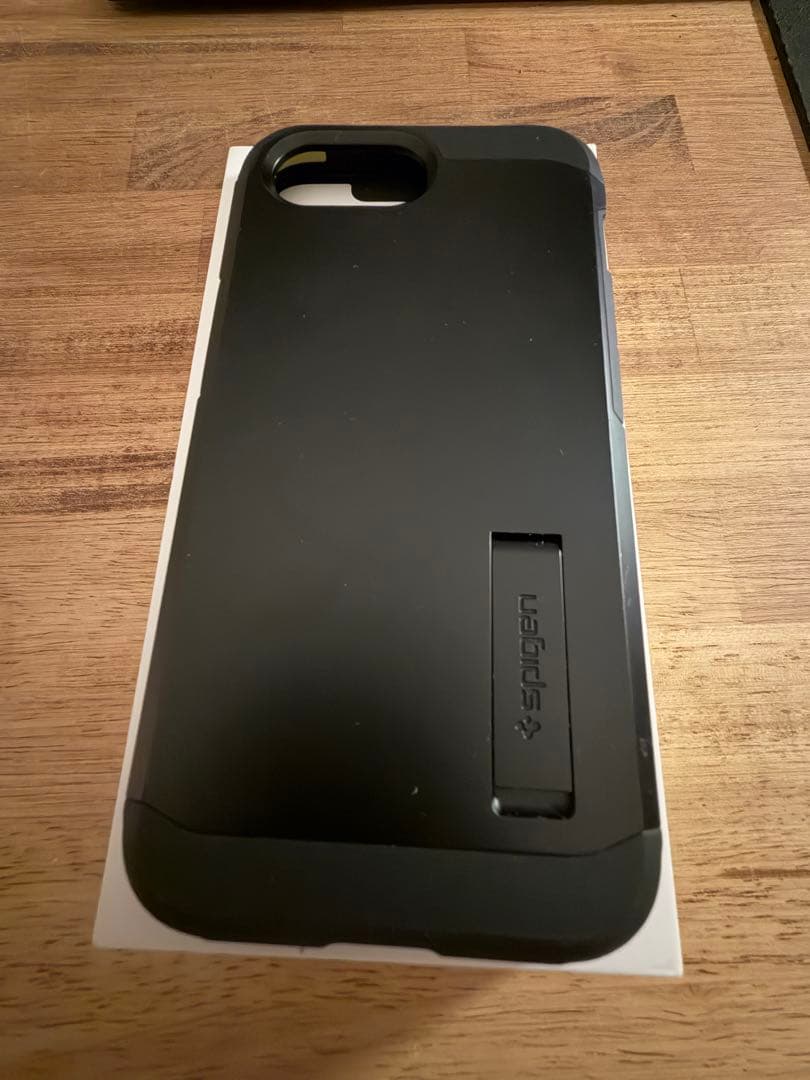 （超美品）iPhone 16e 128GBブラック　箱付　バッテリー100%