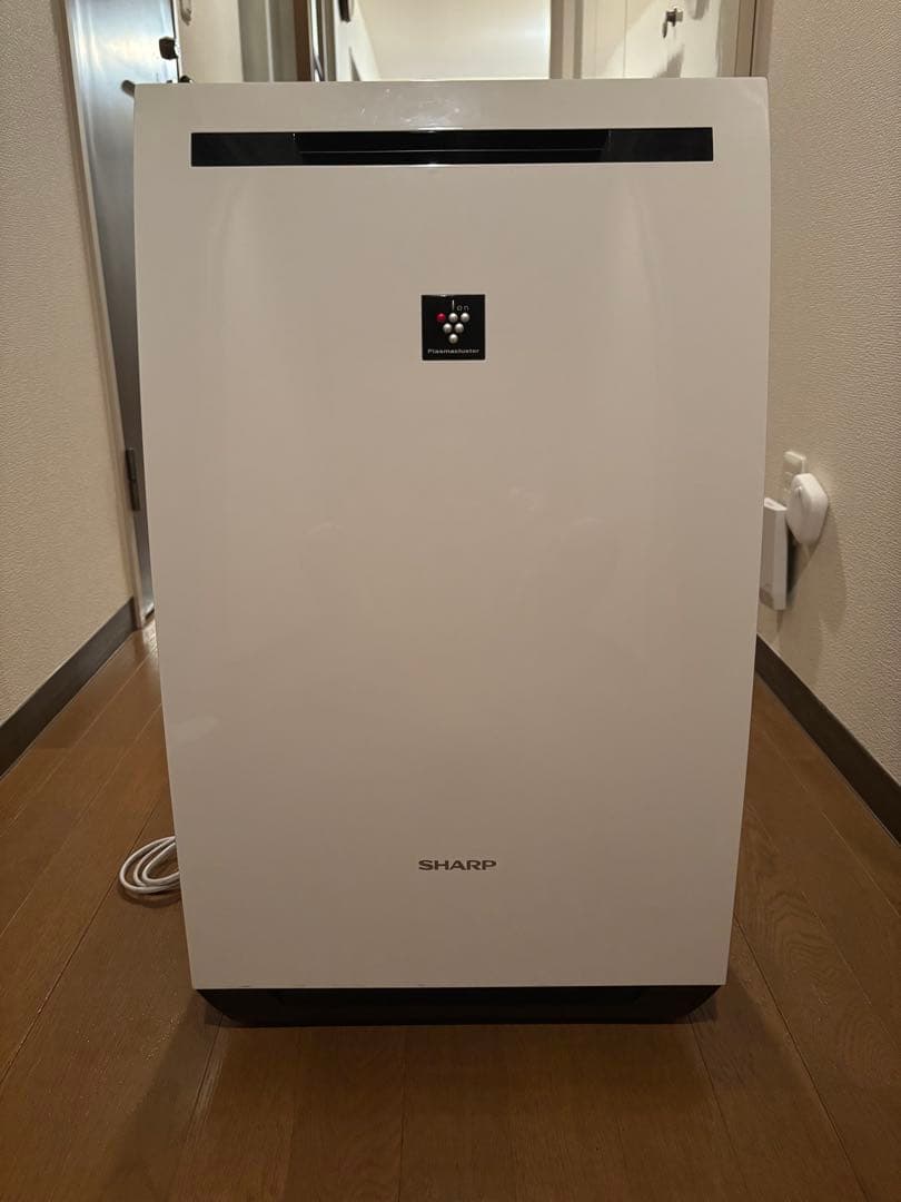 SHARP 除湿機 加湿機　ホワイト　（即決不可）