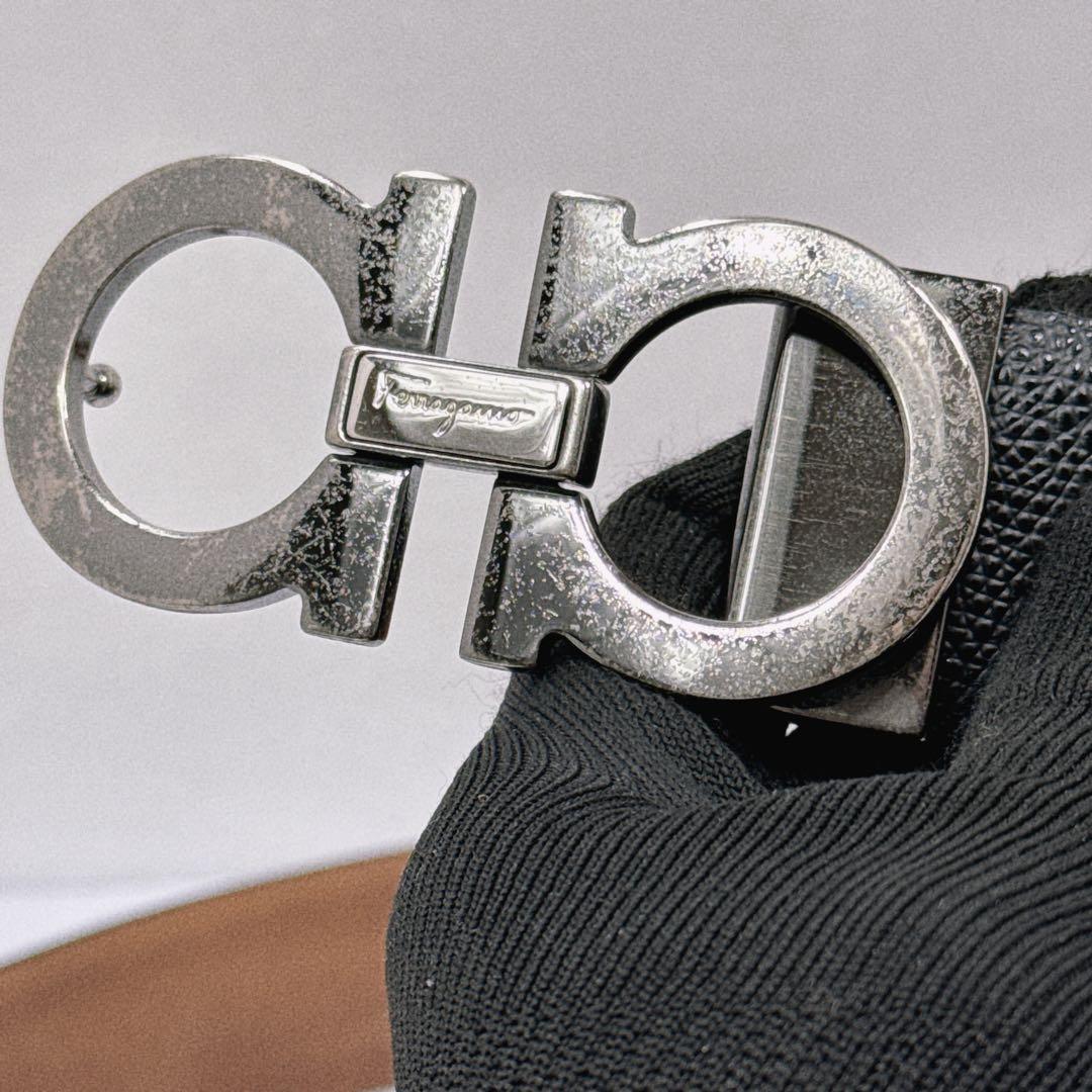 エイジング良好 Ferragamo ダブルガンチーニ ベルト シボ革ガンメタ