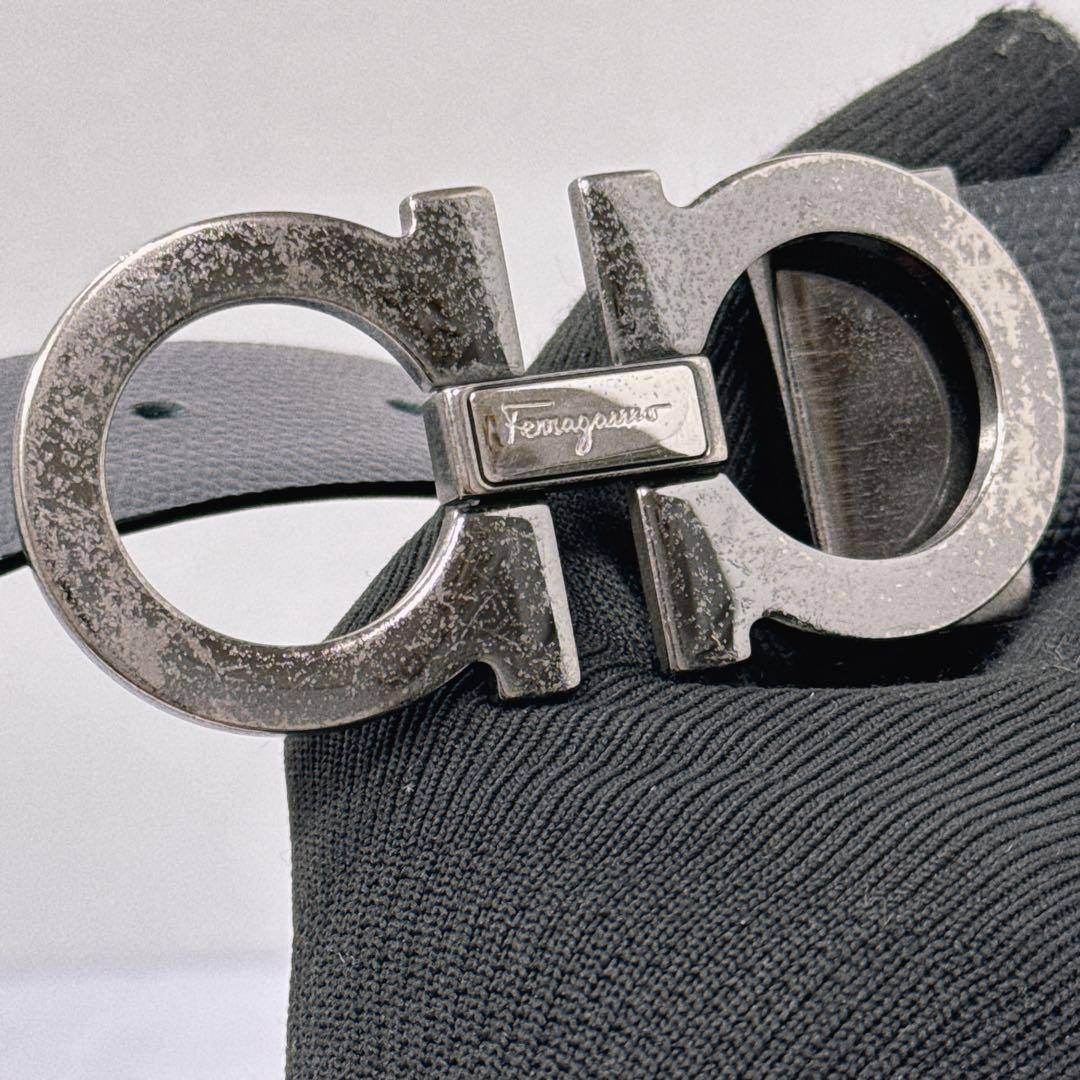 エイジング良好 Ferragamo ダブルガンチーニ ベルト シボ革ガンメタ