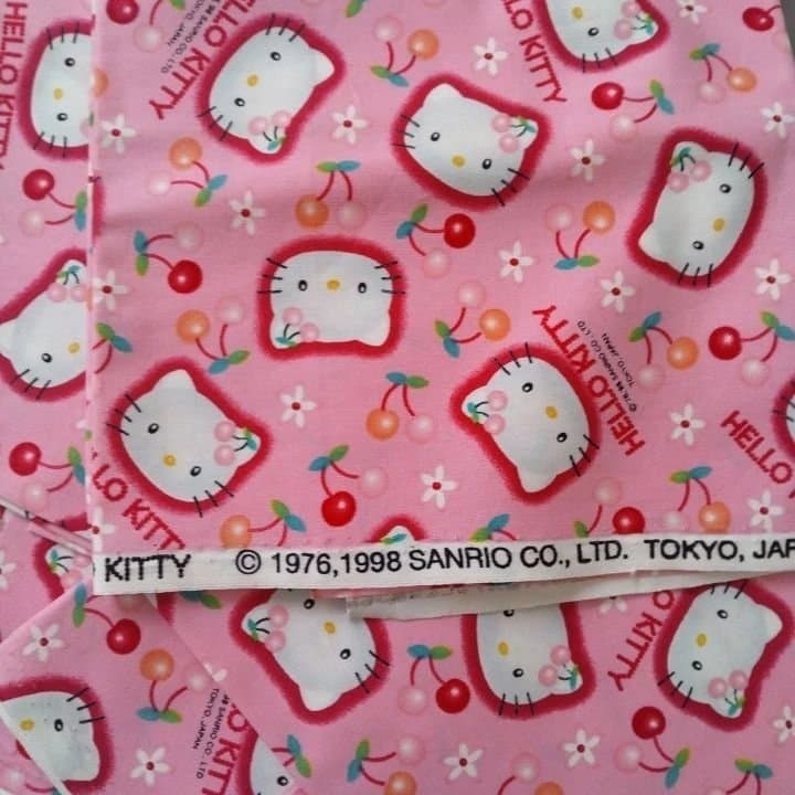サンリオ ◇キティ◇生地/布/1998/1999◇正規品/未使用◇当時もの