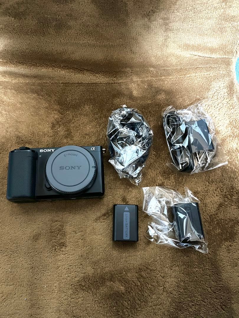 美品　SONY ZV-e10 追加料金でSEL30M35付けます