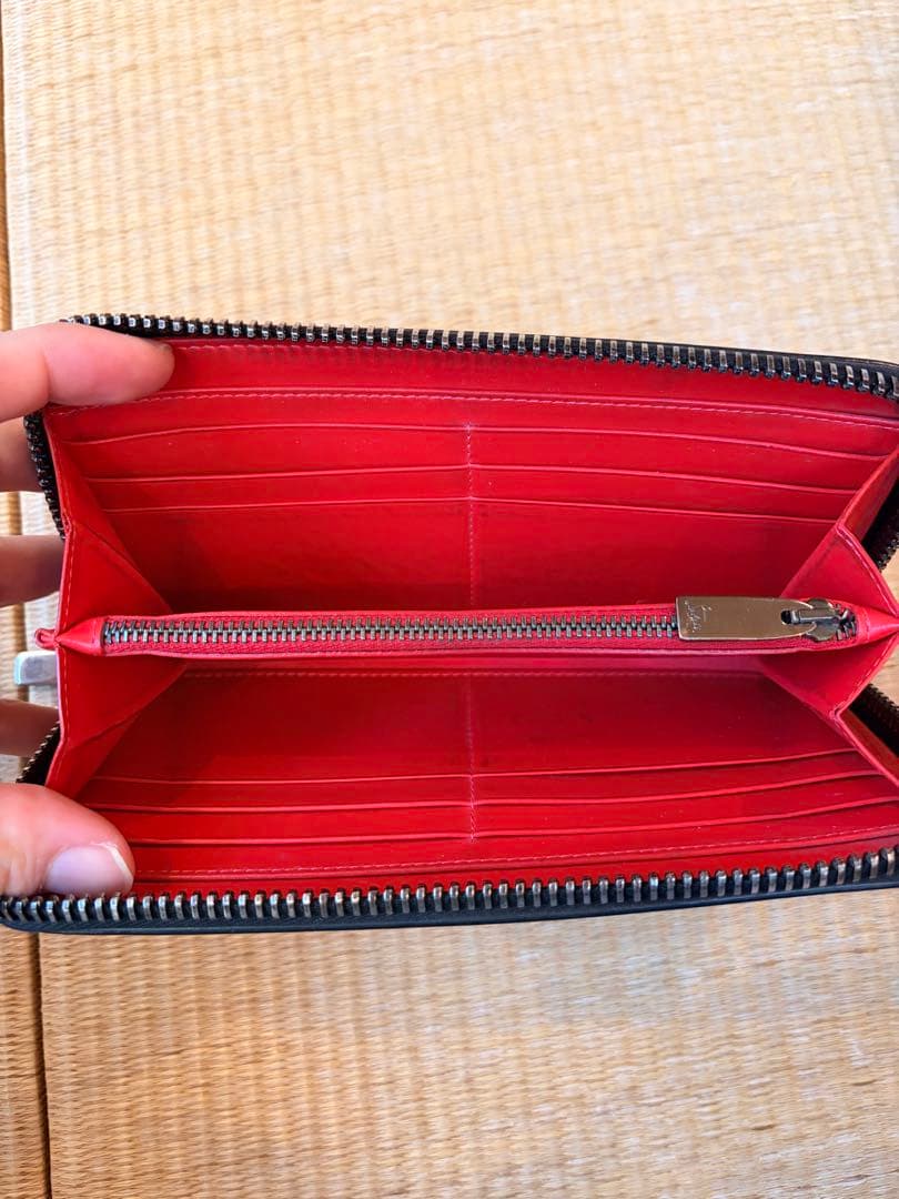 クリスチャンルブタン　長財布　中古