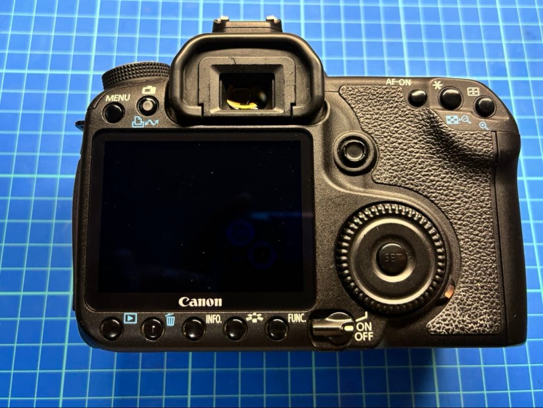 そこそこ美品Canon EOS50D デジタル一眼レフ動作問題無し簡易清掃済