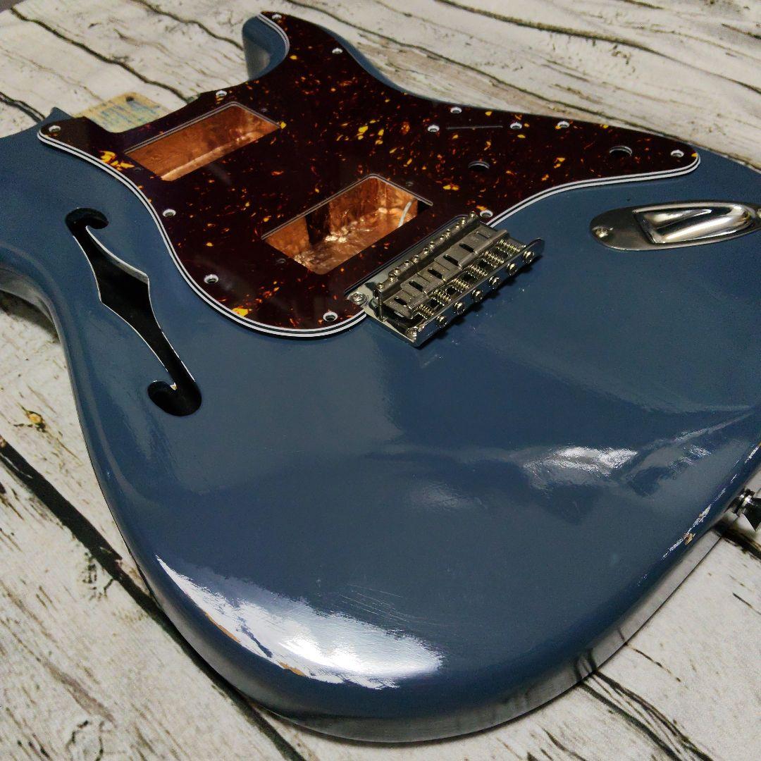 ストラトキャスタータイプ　ボディ　シンライン　セミアコ　エレキギター