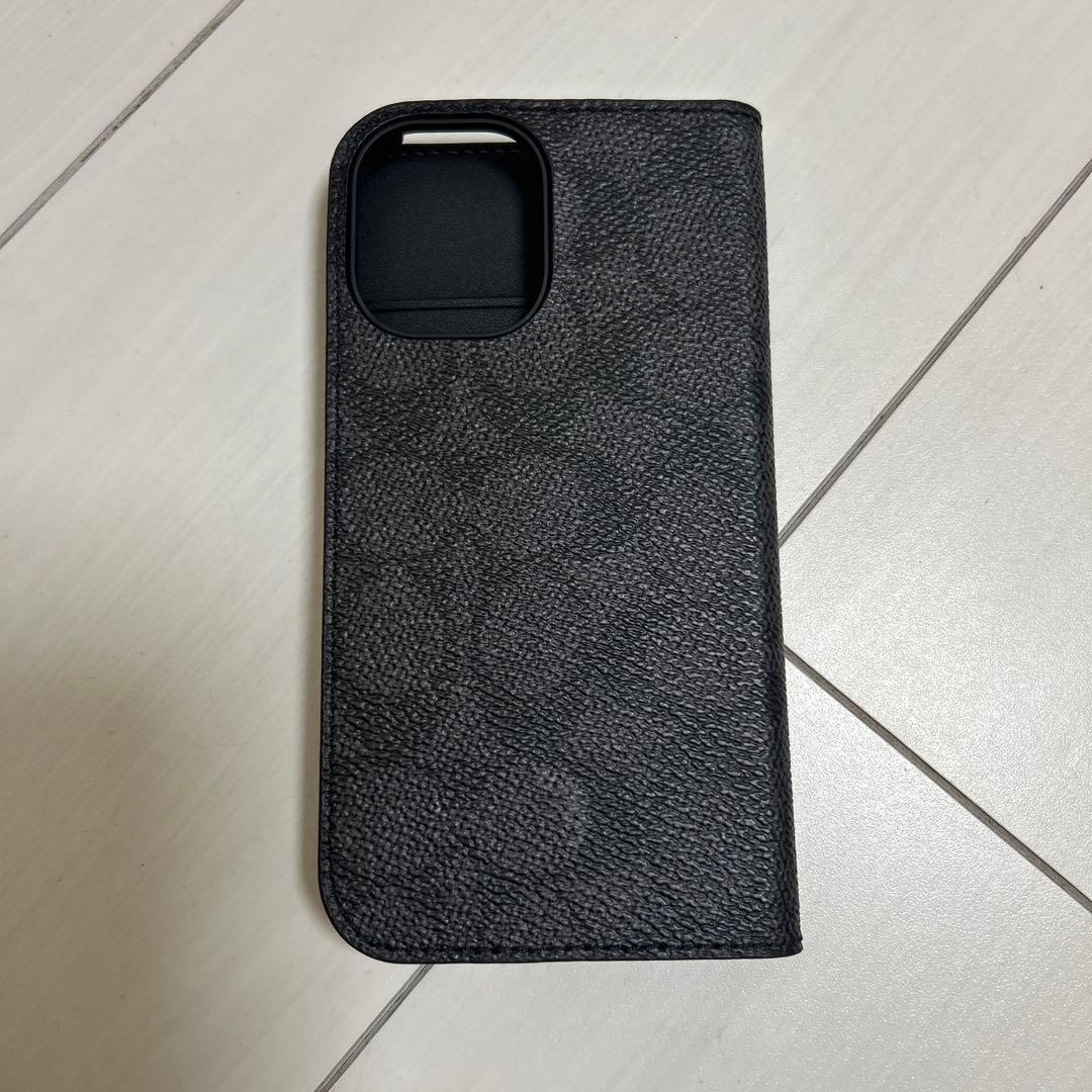 iPhone16 コーチ　COACH