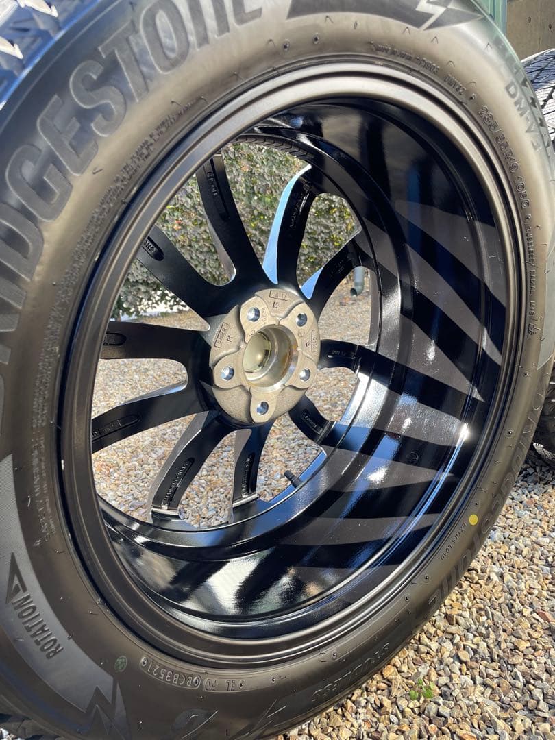 雨*太様 ポルシェマカン95B BS ブリザック19インチ スタッドレスタイヤホ