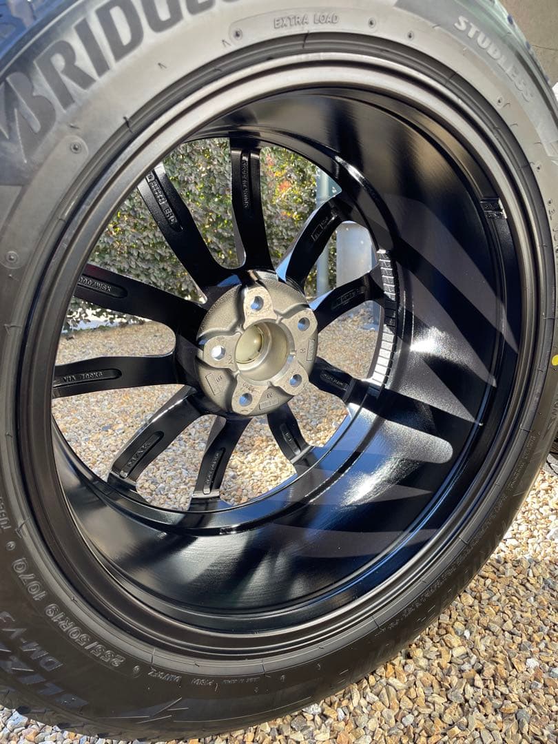 雨*太様 ポルシェマカン95B BS ブリザック19インチ スタッドレスタイヤホ