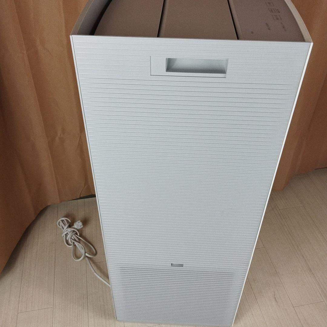 ダイキン加湿空気清浄機 31畳 ホワイト 【定価79200円】