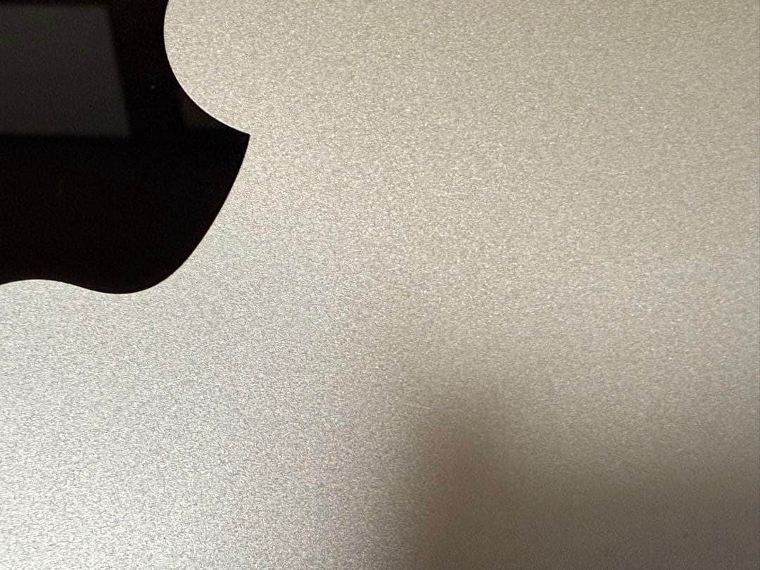 Mac mini (M1, 2020) メモリ8GB、SSD 256GB