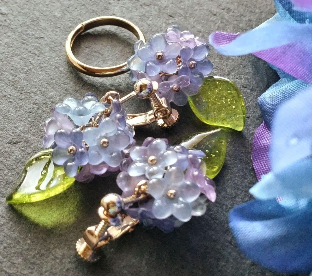 チロル様 紫陽花ピアス&リング、白のお花のネックレス、ブレス、フープピアス G