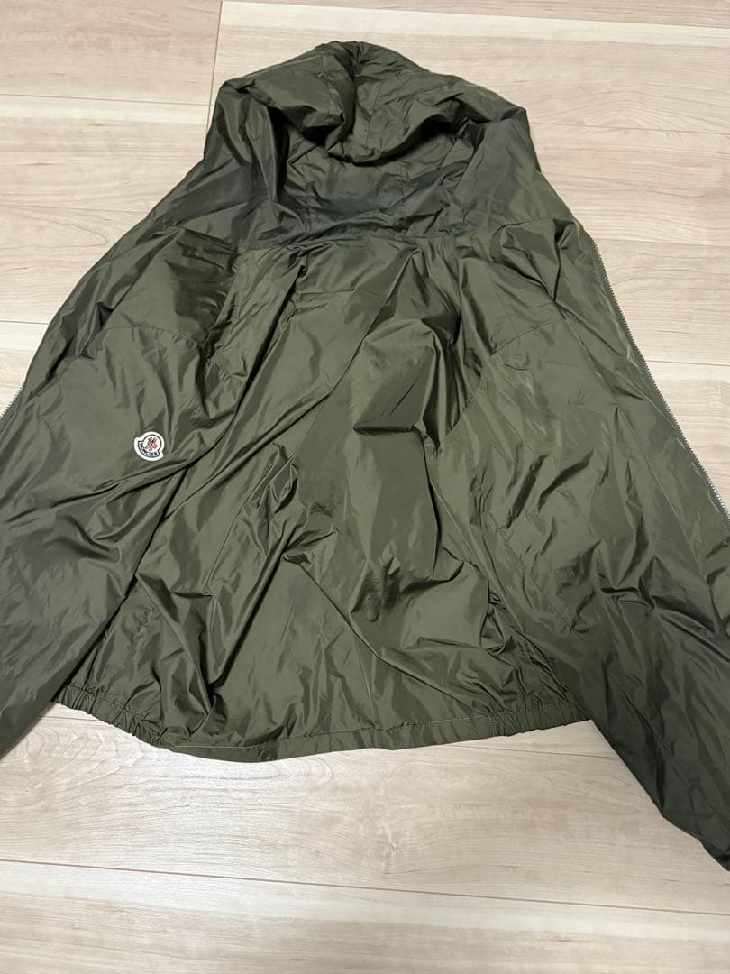 MONCLER モンクレール　 ナイロンジャケット フード付き
