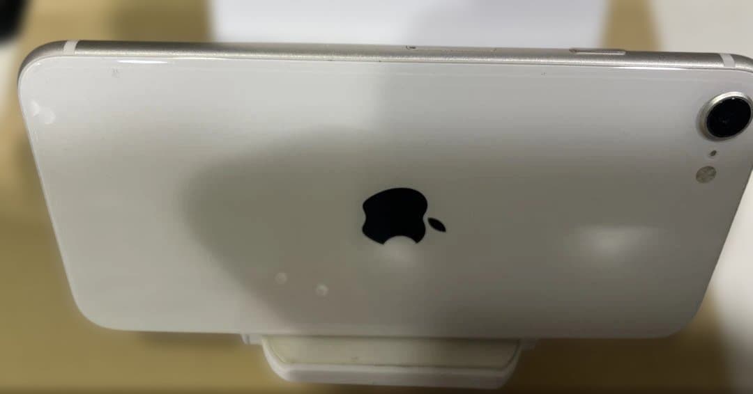 iPhone SE第3世代256GB Apple care+盗難・紛失あり