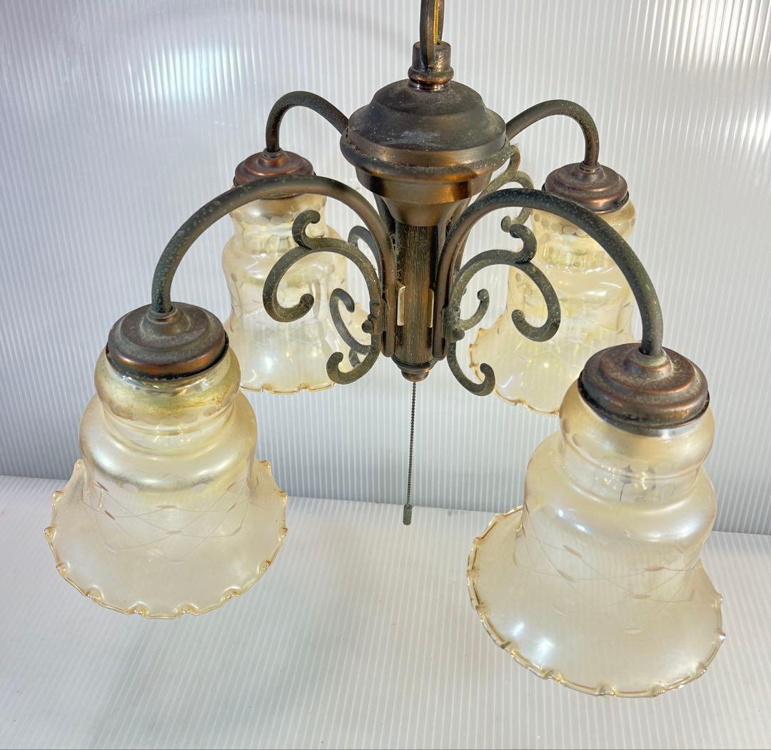 クラシックスタイル 4灯シャンデリア