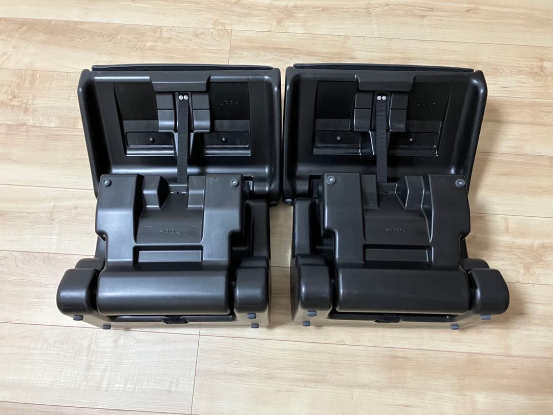 TOYOTA純正　80系ヴォクシー・ノア　オットマン