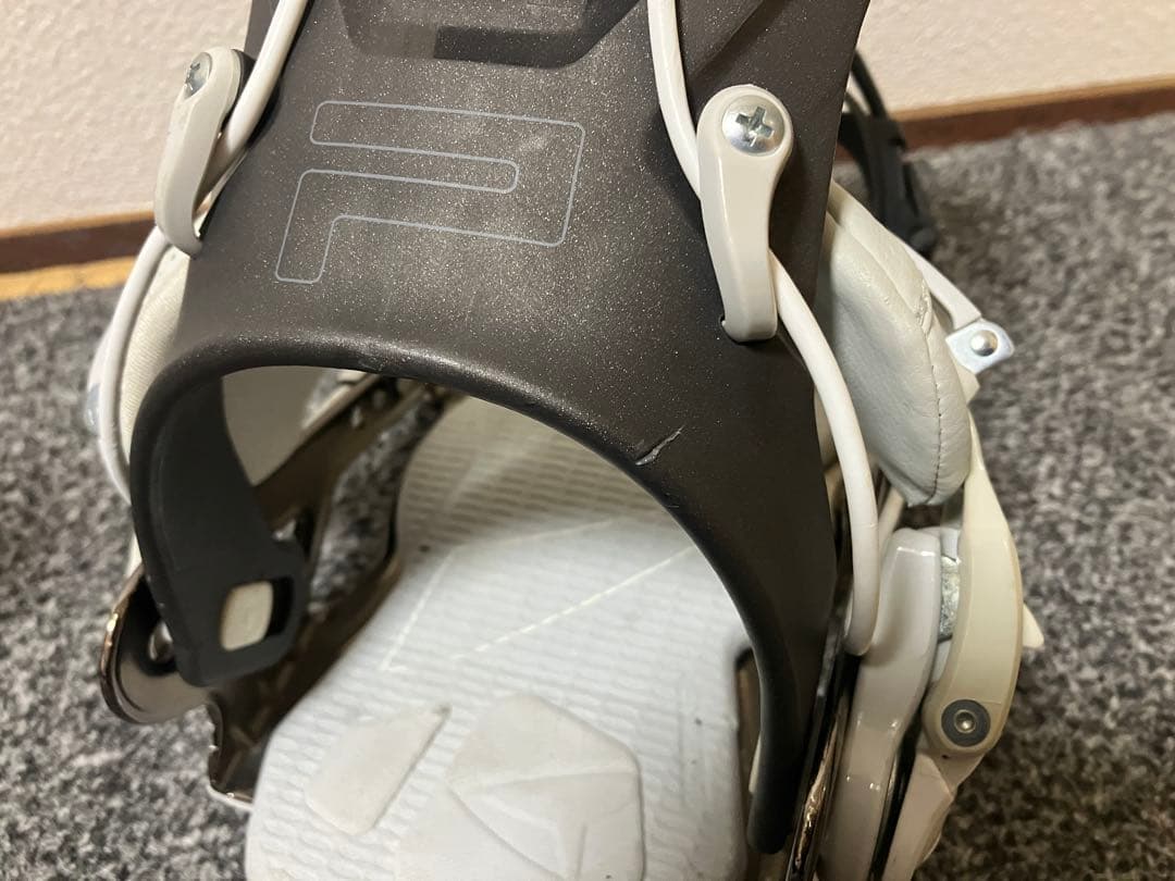 SP UNITED core Mサイズ ビンディング エスピー