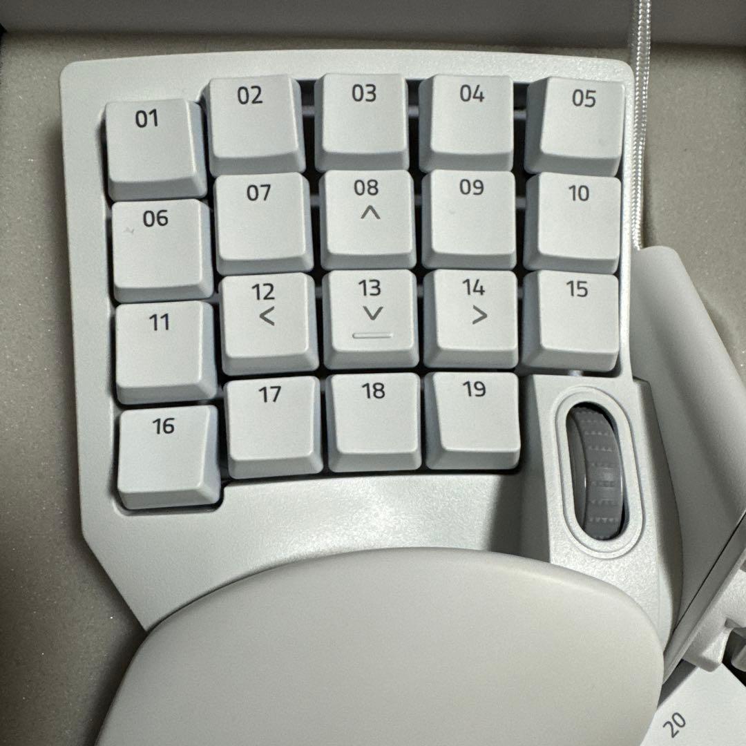 Razer Tartarus Pro ホワイトモデル