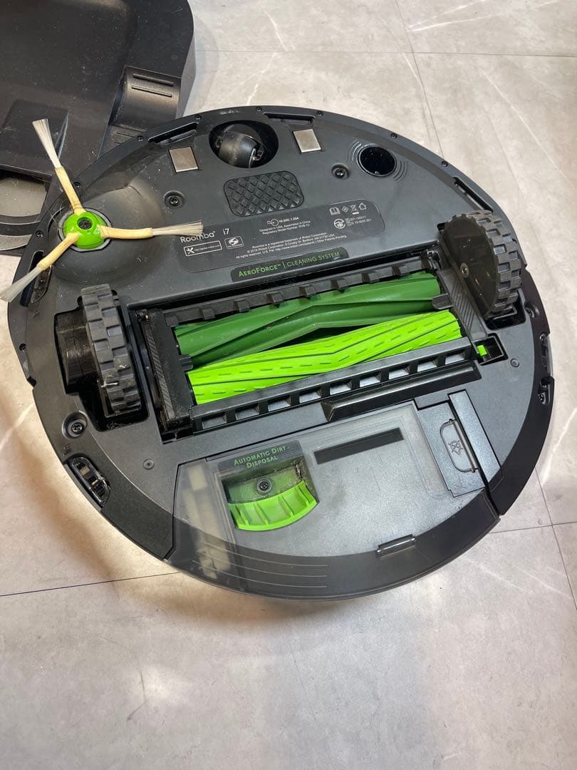 美品 IROBOT ルンバ I7+ ロボット掃除機