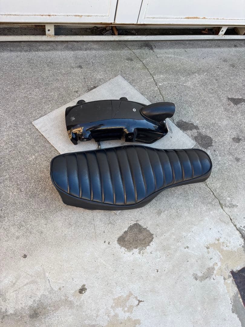 ブラットスタイル　シートカウルセットsr400 sr500