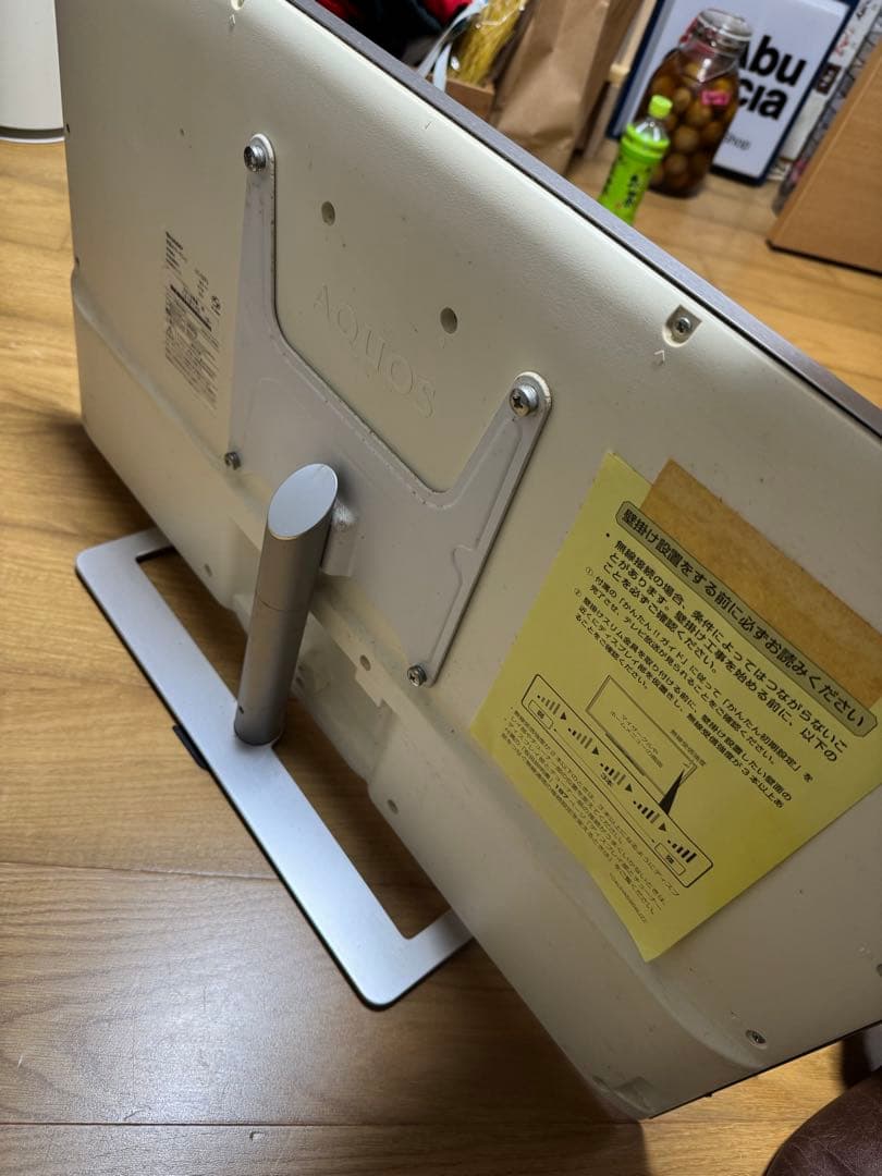 32型LC32F5モニタ　外付けDVDプレイヤー付き