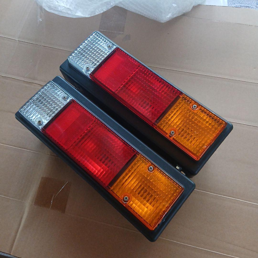 自転車用テールライト 左右セット　キャンターテール　新車外し　ソロキャンプ