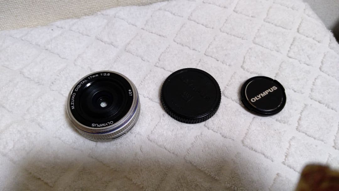 オリンパスM.ZUIKO レンズ２本セット 40-150mm/17mm