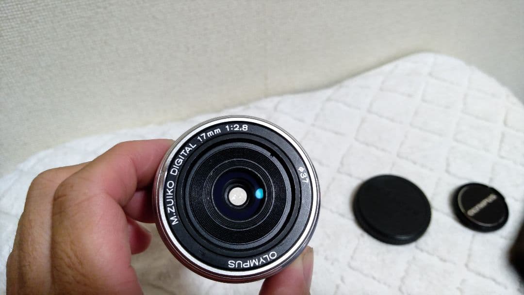 オリンパスM.ZUIKO レンズ２本セット 40-150mm/17mm