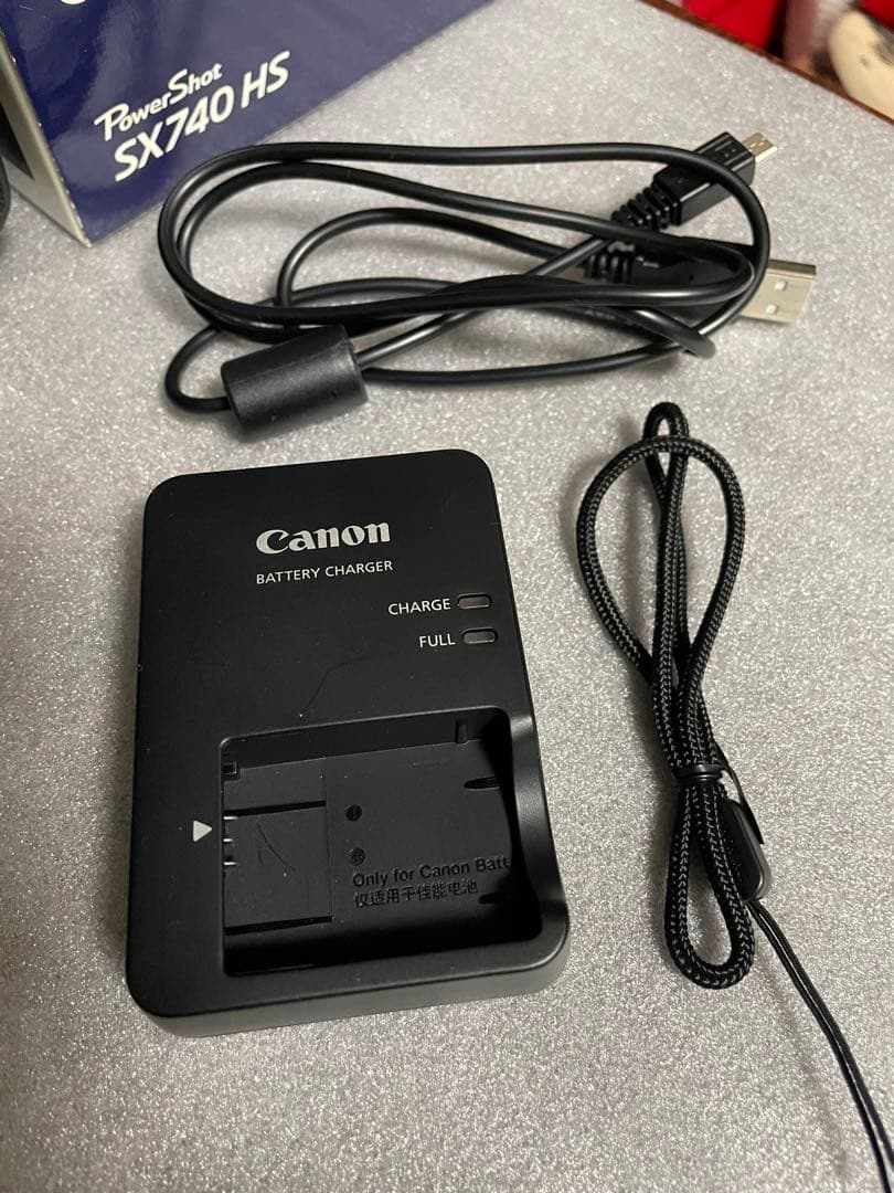 Canon Power Shot SX740HS ブラック レザーケース付