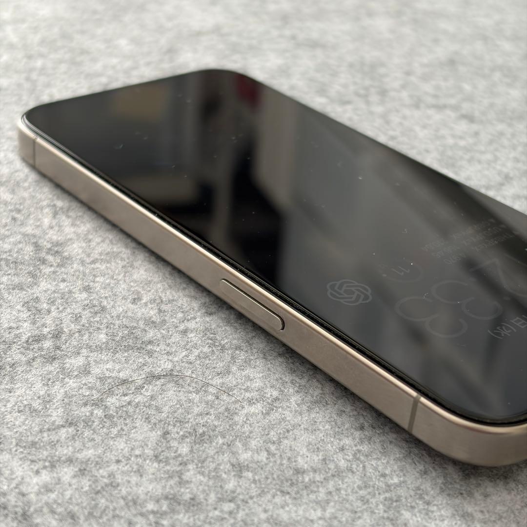 海外版音無 iPhone 15Pro 256GB ナチュラルチタニウム