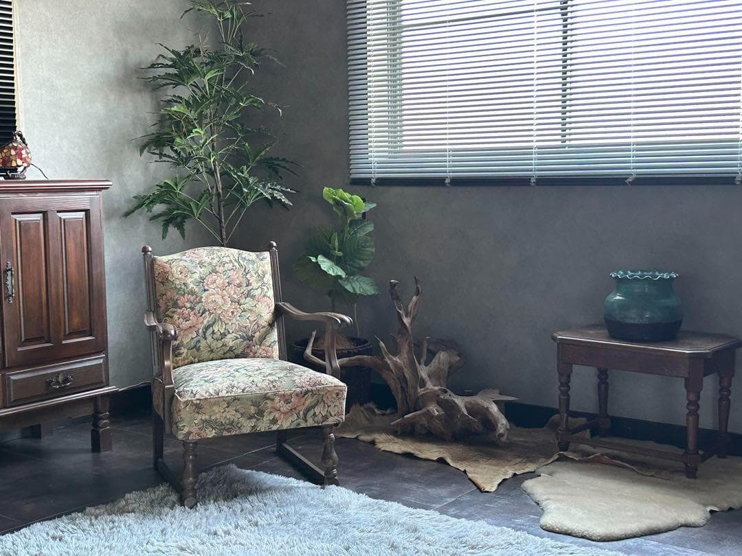 ヴィンテージ　アンティーク　アームチェア　ろくろ調　ソファ　ゴブラン模様